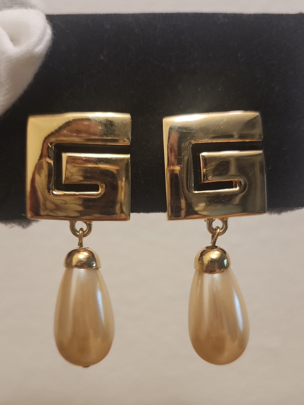 Givenchy Vintage Pearl Clip-on Drop Earrings